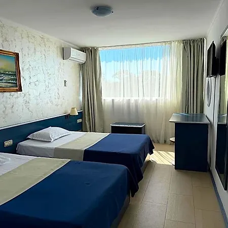 Venus Hotel 3*